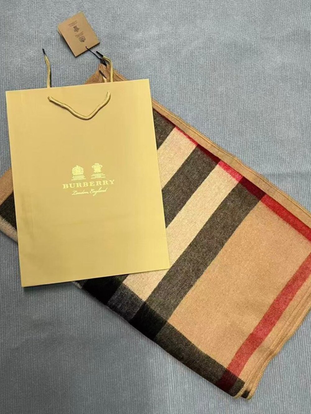 Burberry Cashmere Reversible Check Cape - Picture 9 of 9